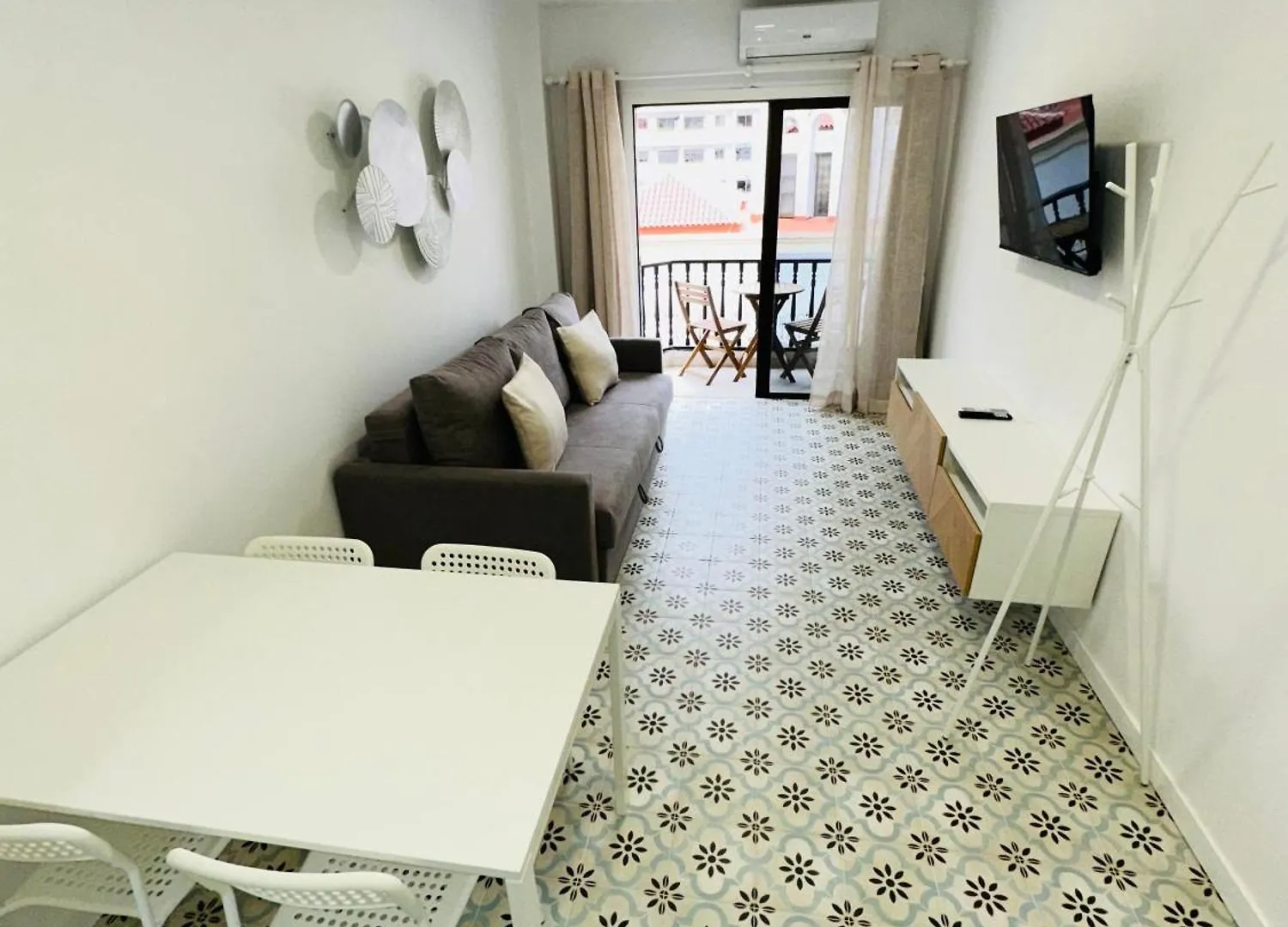 Central Flat Los Cristianos Square Guincho  Apartment Guincho (Tenerife)